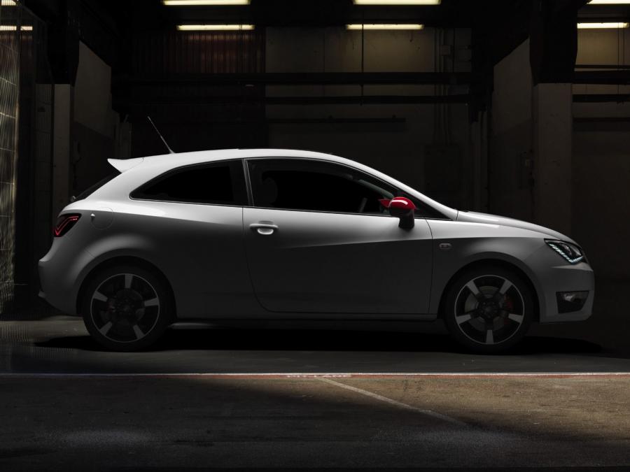  Seat Ibiza SC FR 2012 года  (фото 7 из 24)